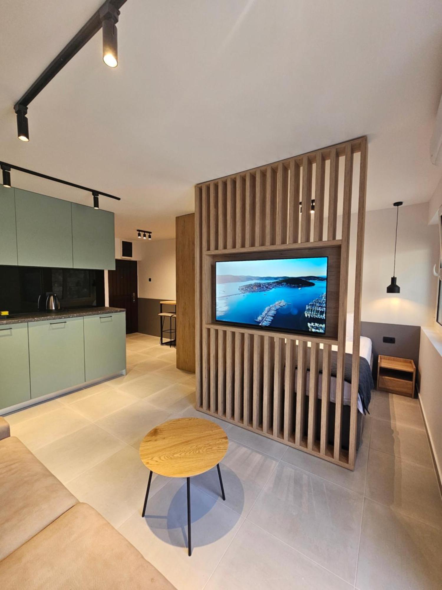 Anja & Ogo Apartments Sea View & Pool Petrovac المظهر الخارجي الصورة