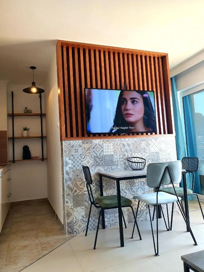 Anja & Ogo Apartments Sea View & Pool Petrovac المظهر الخارجي الصورة